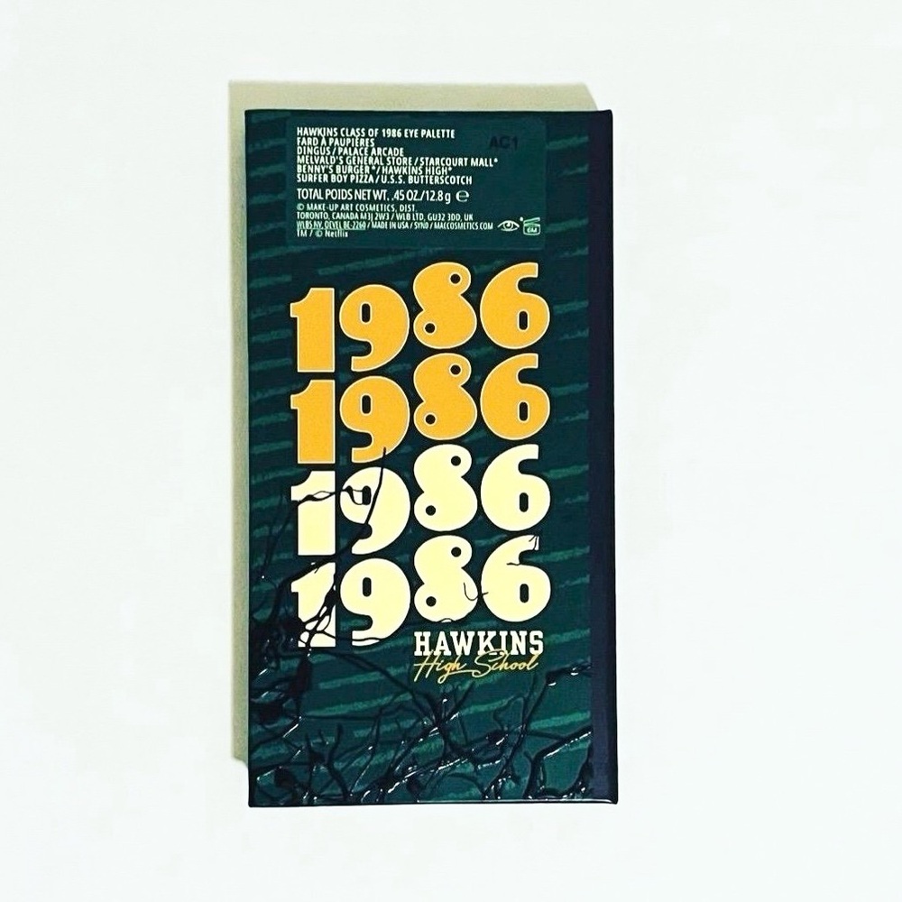 MAC X Stranger Things Hawkins Class of 1986 Eye Palette - Picture 5 of 13